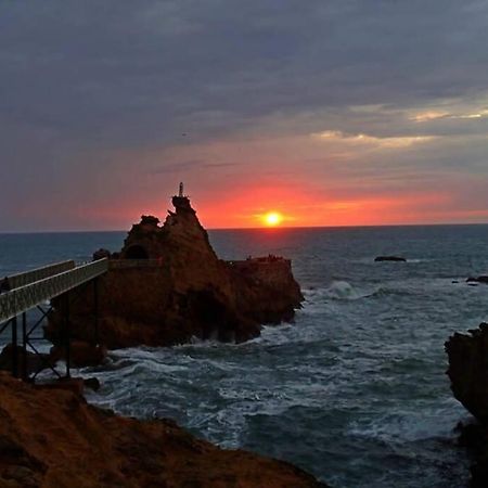 Appartamento Exceptionnel : Hypercentre Biarritz T2 Avec Patio Esterno foto